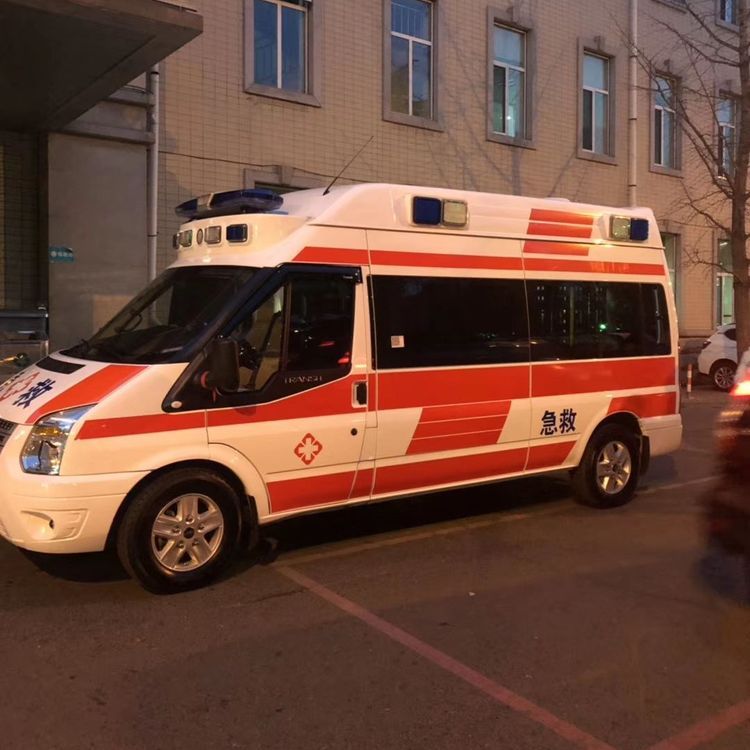 利辛夜间租赁救护车护送病人转院：安全转运的 8 大核心注意事项